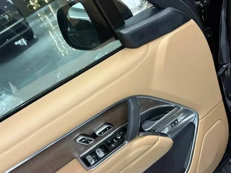 2025 Range Rover 3.0 L6 400PS Autobiography Long Wheelbase — миниатюра 5