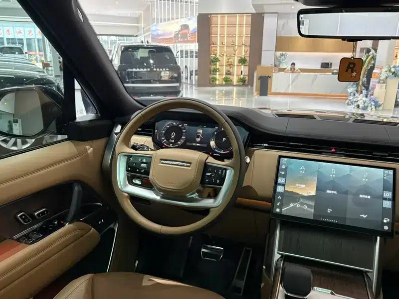 2025 Range Rover 3.0 L6 400PS Autobiography Long Wheelbase — миниатюра 8