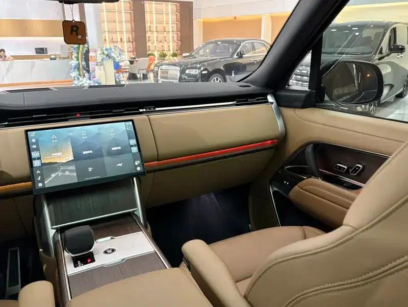 2025 Range Rover 3.0 L6 400PS Autobiography Long Wheelbase — миниатюра 9