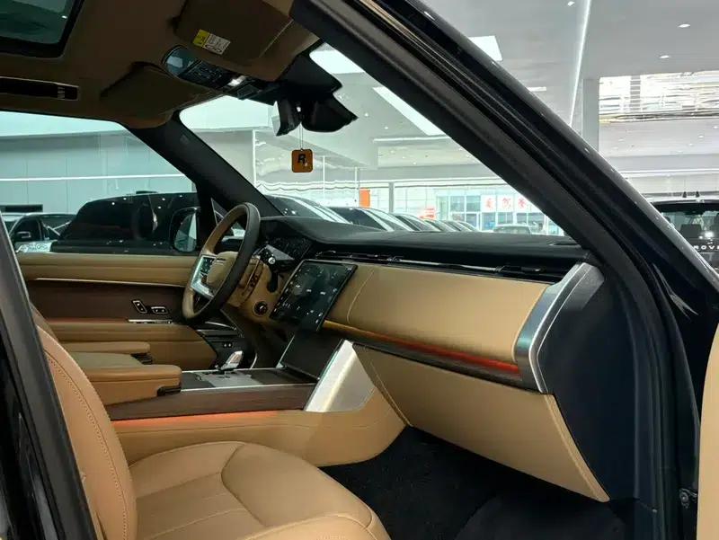 2025 Range Rover 3.0 L6 400PS Autobiography Long Wheelbase — миниатюра 10