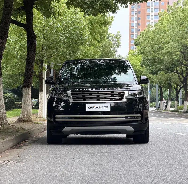 Range Rover 2023 3.0 L6 400PS Grand Long Wheelbase — миниатюра 2