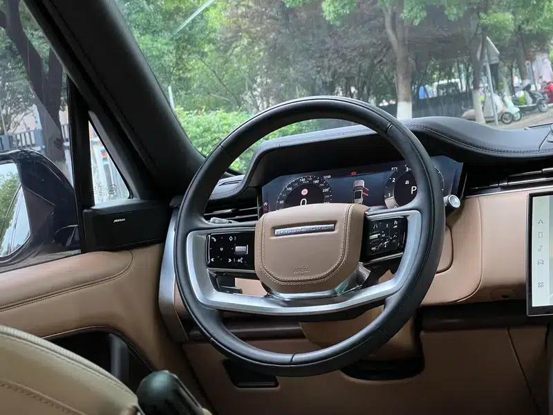 Range Rover 2023 3.0 L6 400PS Grand Long Wheelbase — миниатюра 15