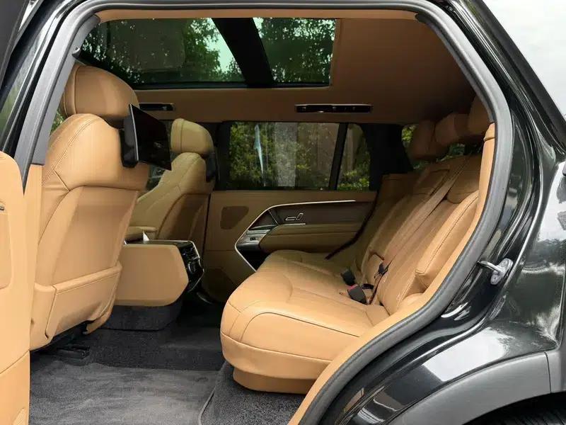 Range Rover 2023 3.0 L6 400PS Grand Long Wheelbase — миниатюра 19
