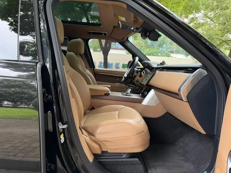 Range Rover 2023 3.0 L6 400PS Grand Long Wheelbase — миниатюра 24