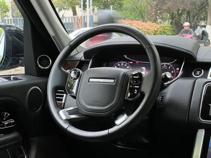 Range Rover 2021 3.0 L6 Legendary Edition — миниатюра 12