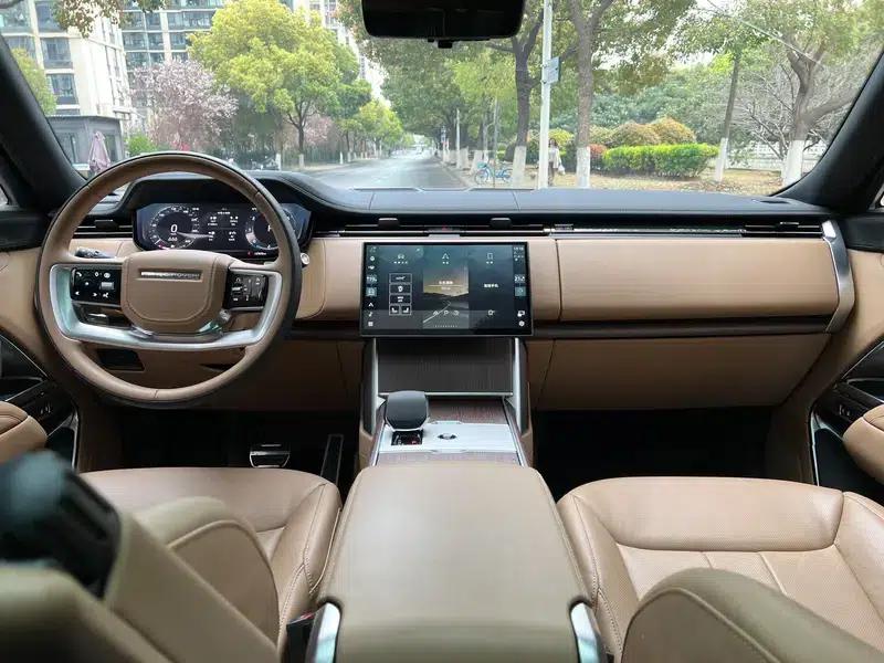 2024 Range Rover 3.0 L6 400PS Autobiography Long Wheelbase — миниатюра 16