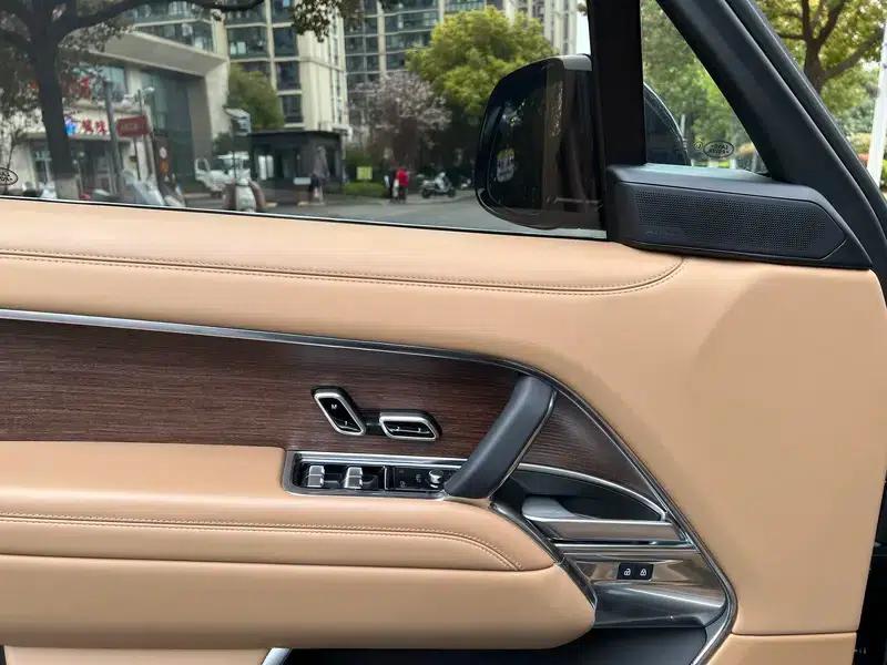 2024 Range Rover 3.0 L6 400PS Autobiography Long Wheelbase — миниатюра 8