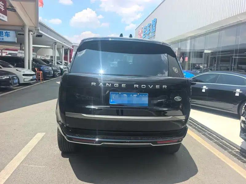 Range Rover 2025 3.0 L6 360PS Grand Edition — миниатюра 3