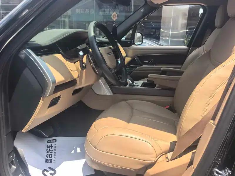 Range Rover 2025 3.0 L6 360PS Grand Edition — миниатюра 7