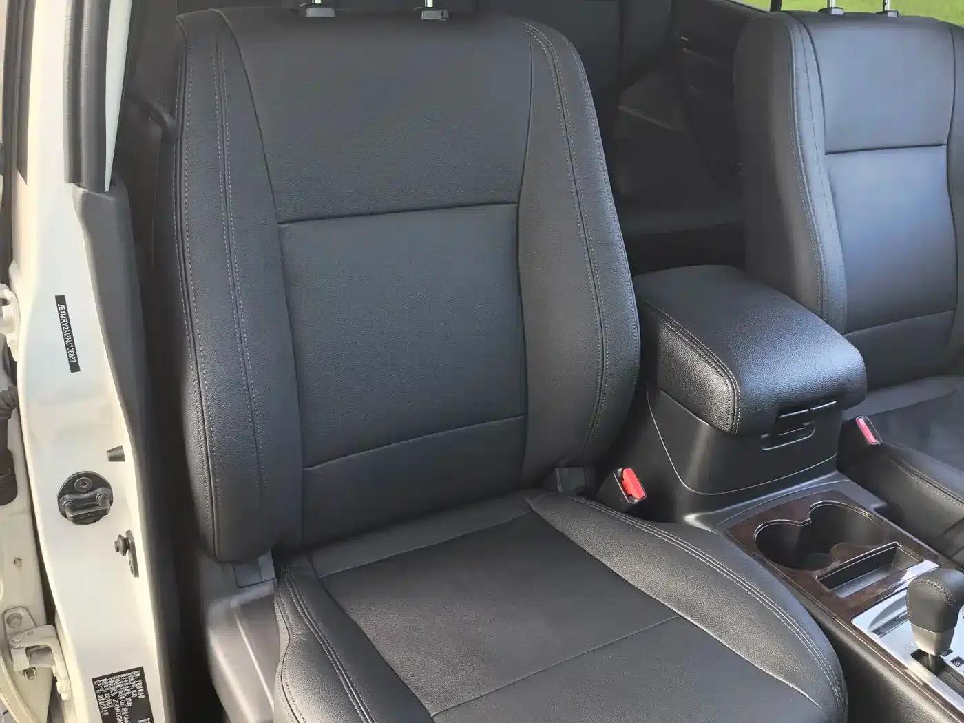 2020 Pajero Imported 3.0L Automatic Premium Off-Road Edition — миниатюра 11