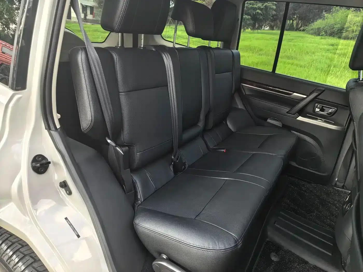 2020 Pajero Imported 3.0L Automatic Premium Off-Road Edition — миниатюра 15