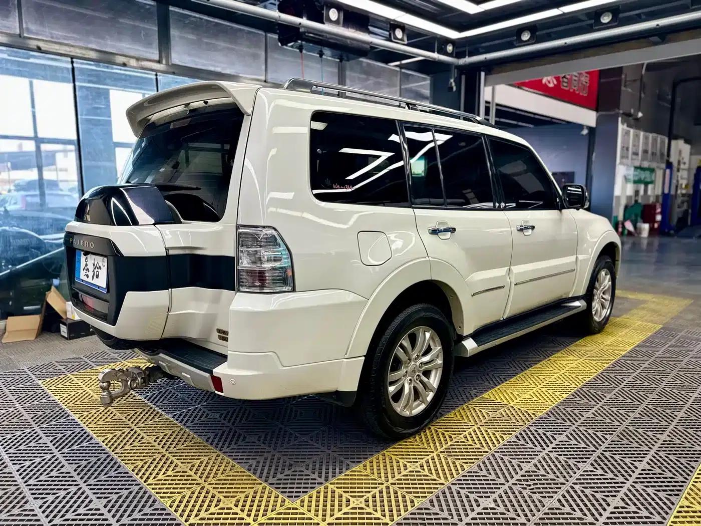 2019 Pajero V97 (Imported) 3.8L Middle East Version — миниатюра 16