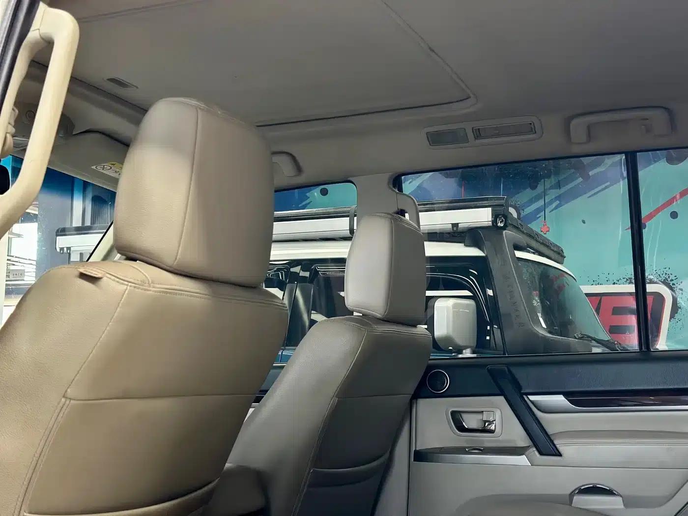 2019 Pajero V97 (Imported) 3.8L Middle East Version — миниатюра 7