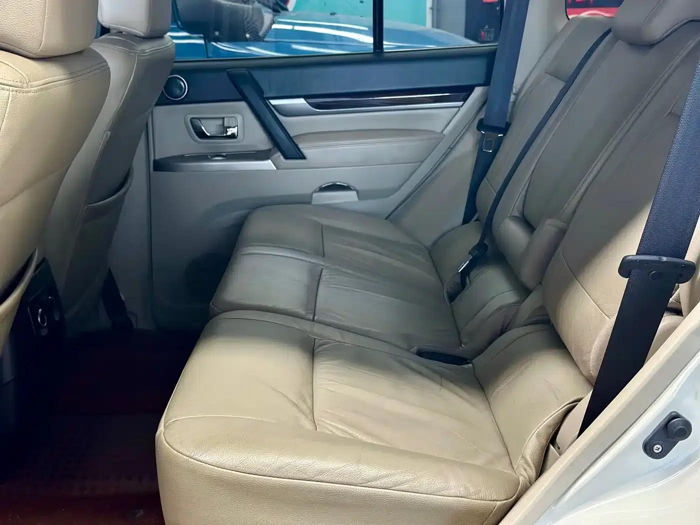 2019 Pajero V97 (Imported) 3.8L Middle East Version — миниатюра 8
