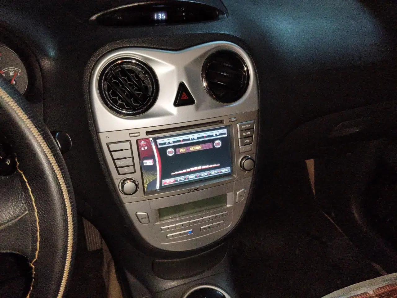 JAC Group Refine M2 2012 1.8L MT Business Luxury 5-Seater — миниатюра 13