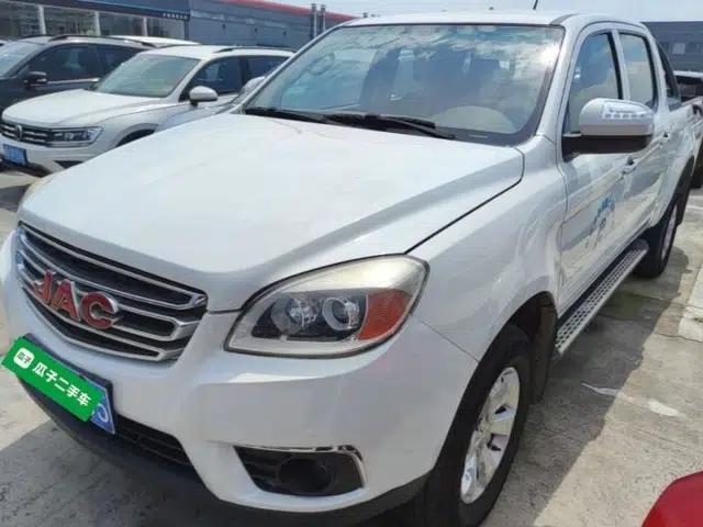 JAC Group T6 2020 2.0T Diesel Two-Wheel-Drive Elite Version Long Wheelbase China VI Emission Standard HFC4DB2-2E