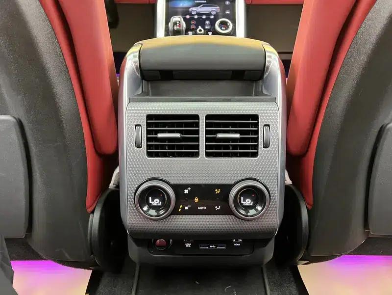 Range Rover Sport 2020 3.0 L6 HSE Dynamic — миниатюра 25