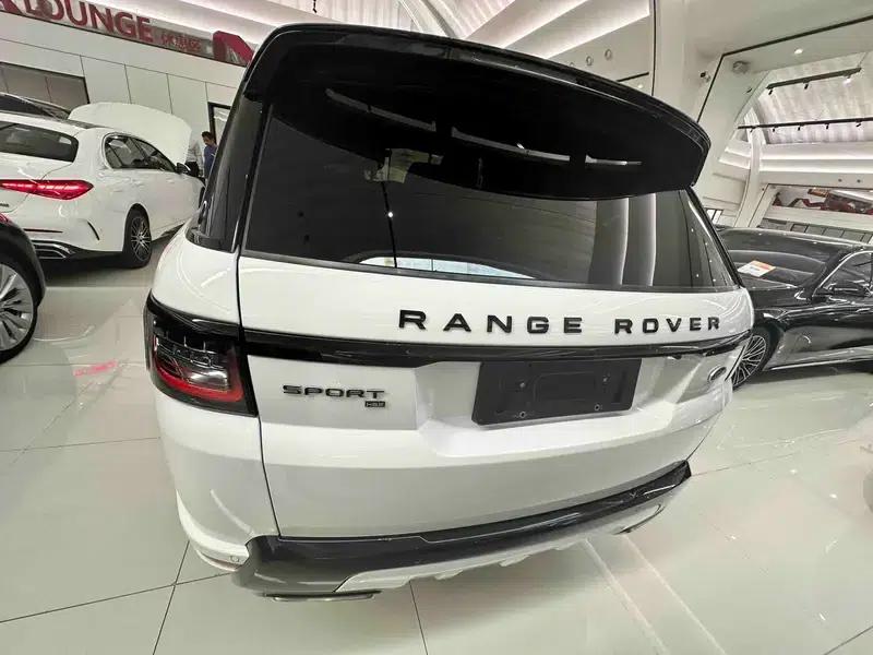 Range Rover Sport 2021 3.0 L6 Black Edition — миниатюра 4