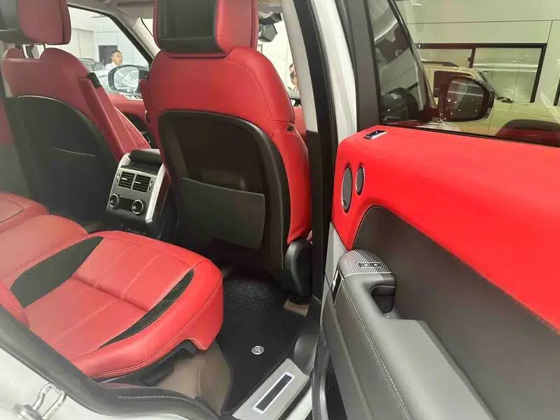 Range Rover Sport 2021 3.0 L6 Black Edition — миниатюра 9