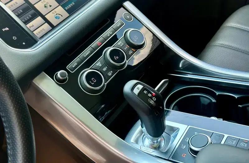 Range Rover Sport 2015 3.0 V6 SC HSE — миниатюра 17
