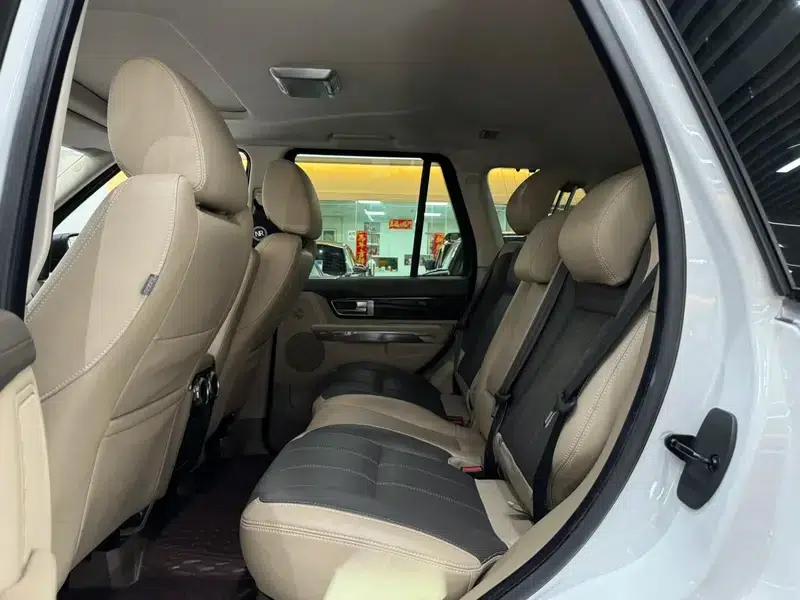 Range Rover Sport 2013 3.0 TDV6 Diesel — миниатюра 13