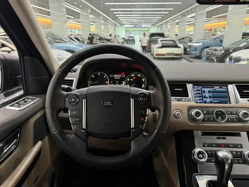 Range Rover Sport 2013 3.0 TDV6 Diesel — миниатюра 8