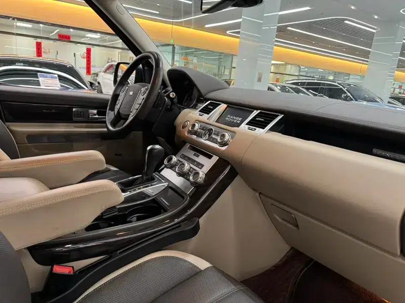 Range Rover Sport 2013 3.0 TDV6 Diesel — миниатюра 9