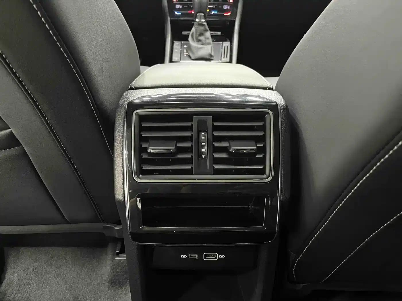 Superb 2022 TSI280 DSG Premium Edition — миниатюра 12