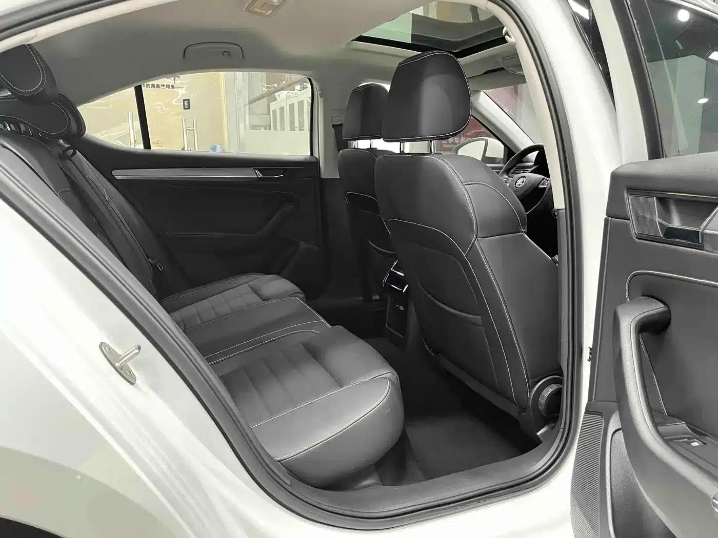 Superb 2022 TSI280 DSG Premium Edition — миниатюра 13