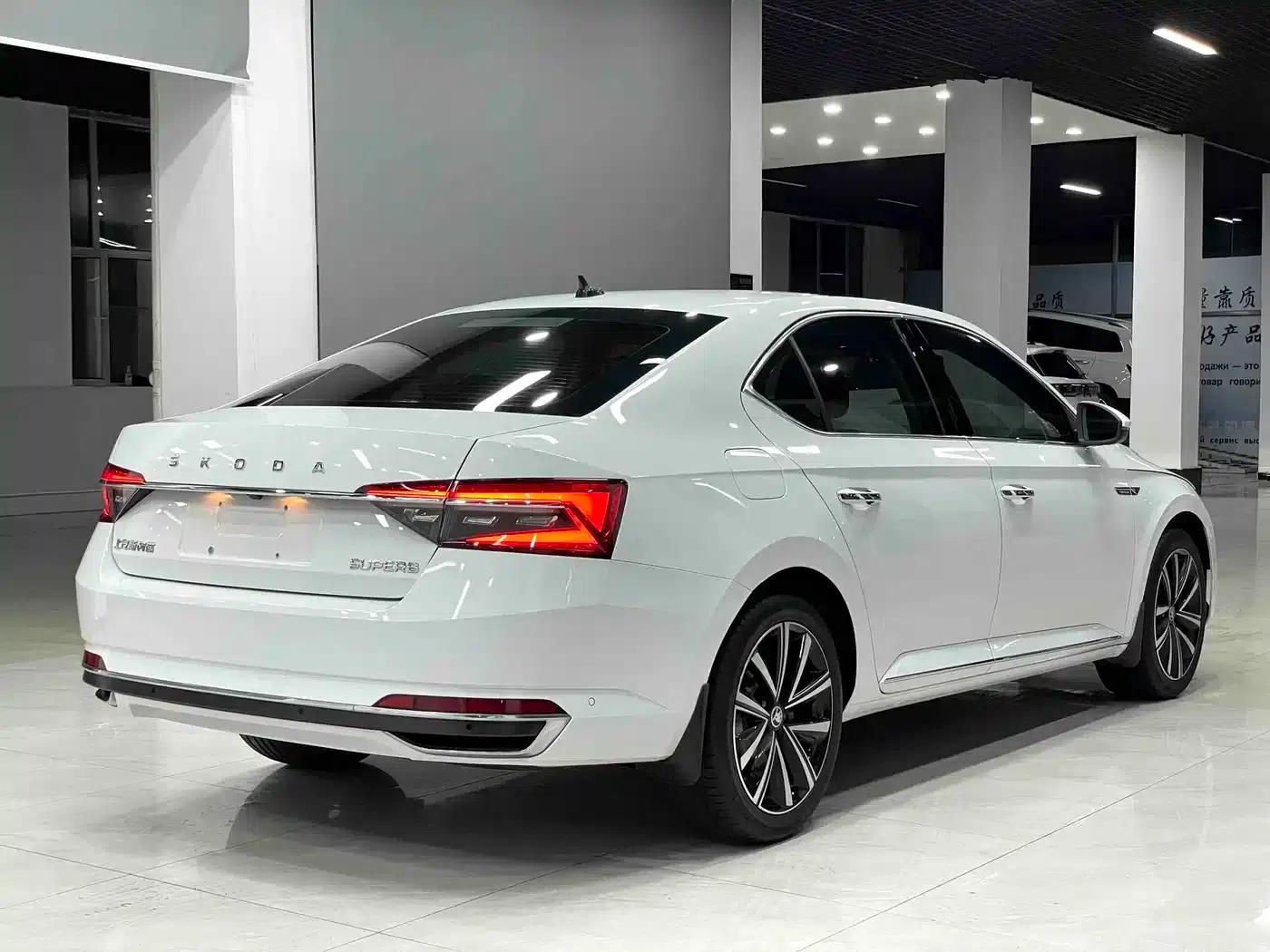 Superb 2022 TSI280 DSG Premium Edition — миниатюра 6