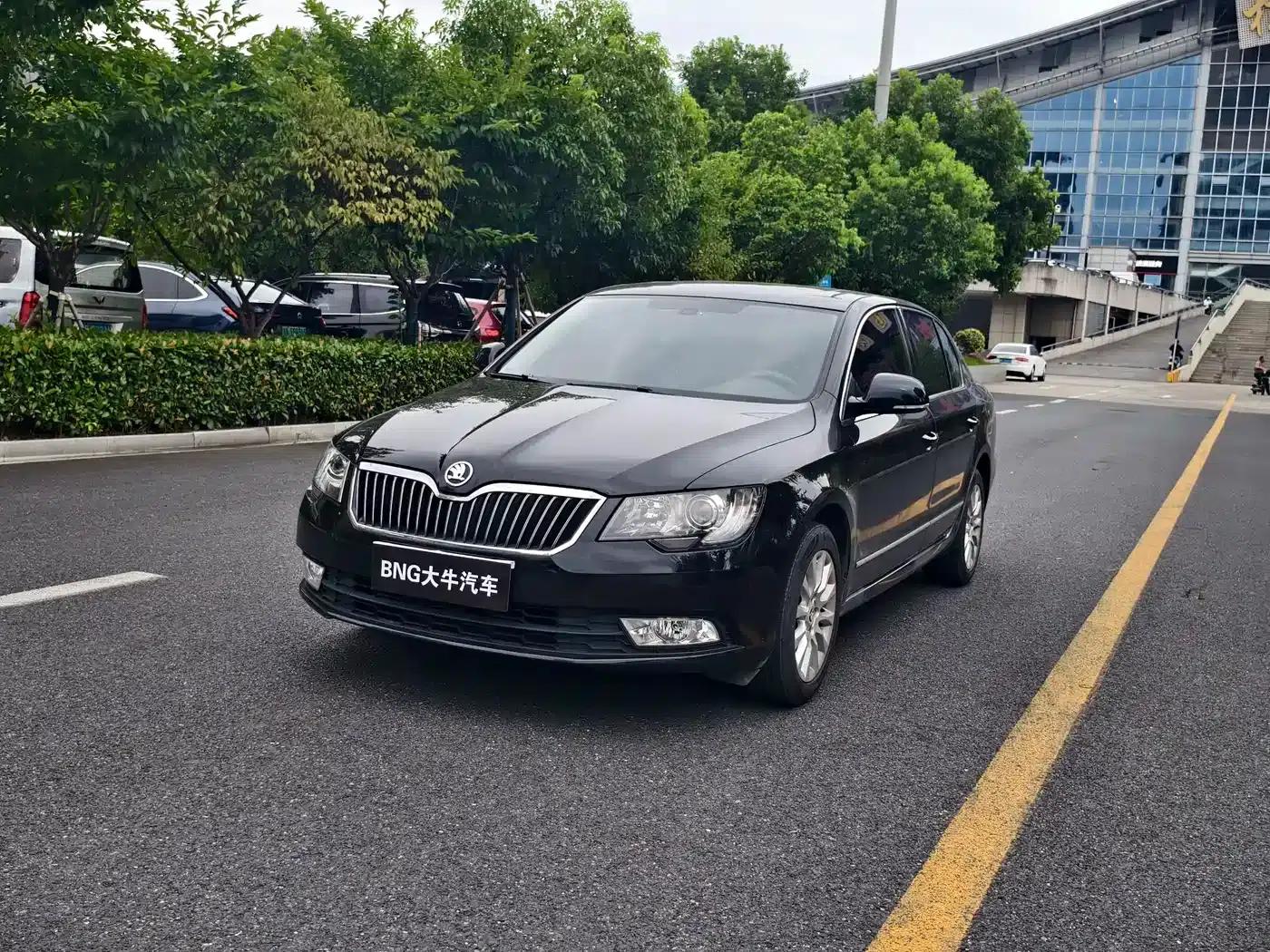Superb 2013 1.8TSI Automatic Elite Edition — миниатюра 1
