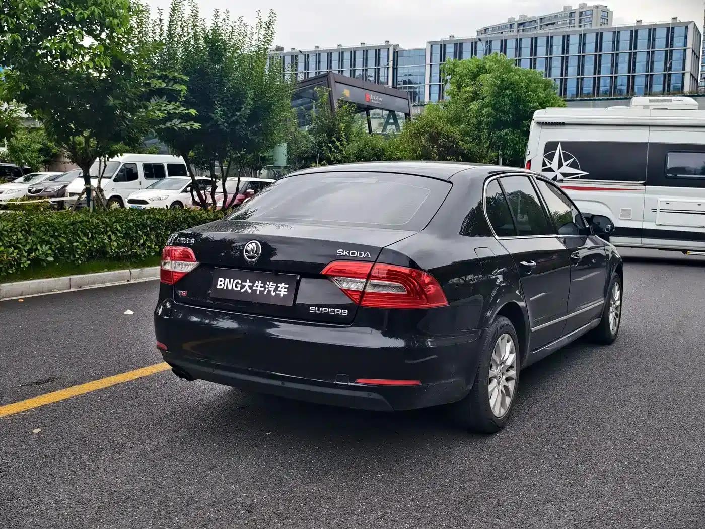 Superb 2013 1.8TSI Automatic Elite Edition — миниатюра 4