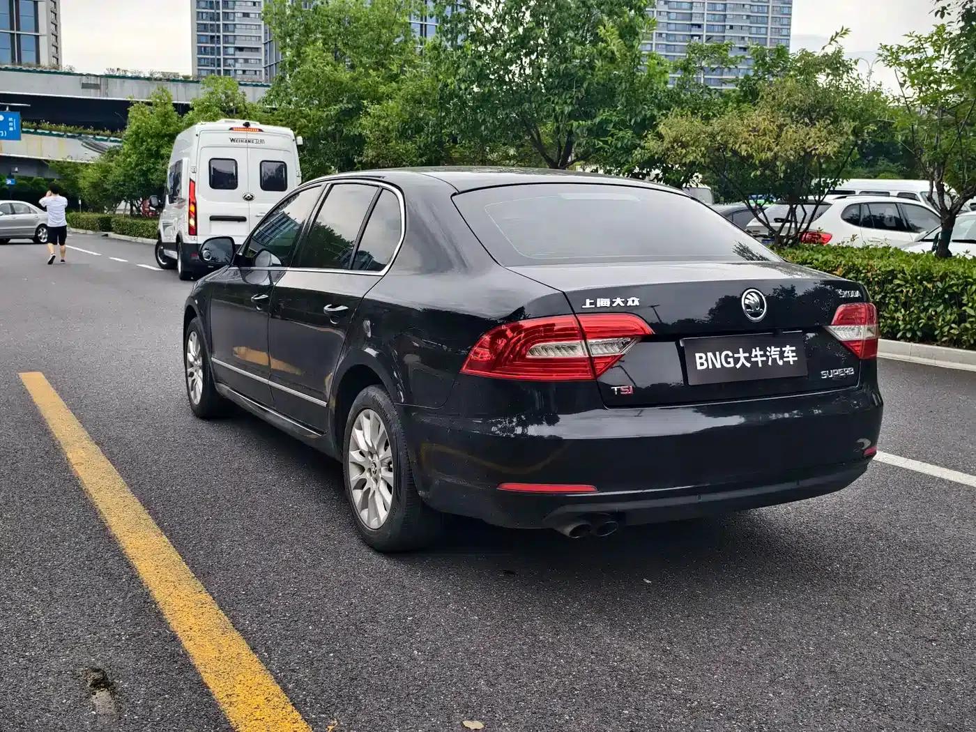 Superb 2013 1.8TSI Automatic Elite Edition — миниатюра 6
