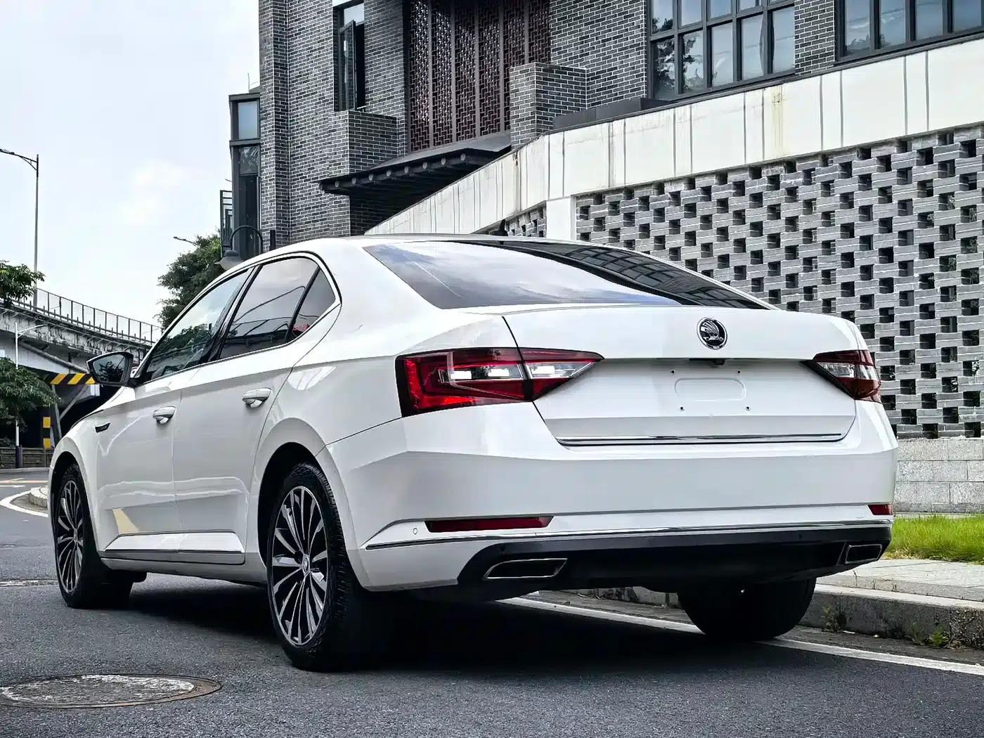 Superb 2018 TSI330 DSG Luxury Edition (National V Emission Standard) — миниатюра 17