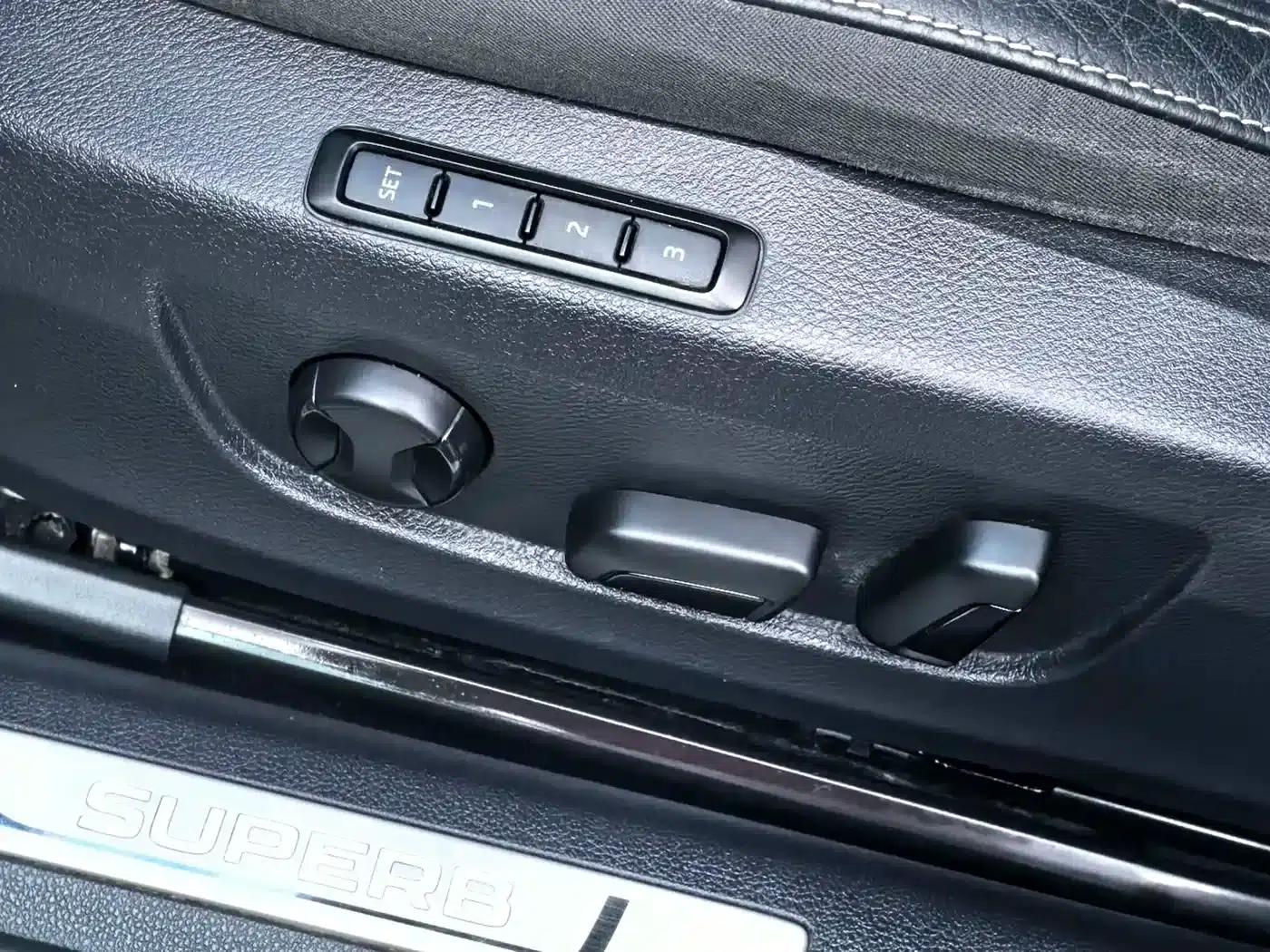 Superb 2018 TSI330 DSG Luxury Edition (National V Emission Standard) — миниатюра 24