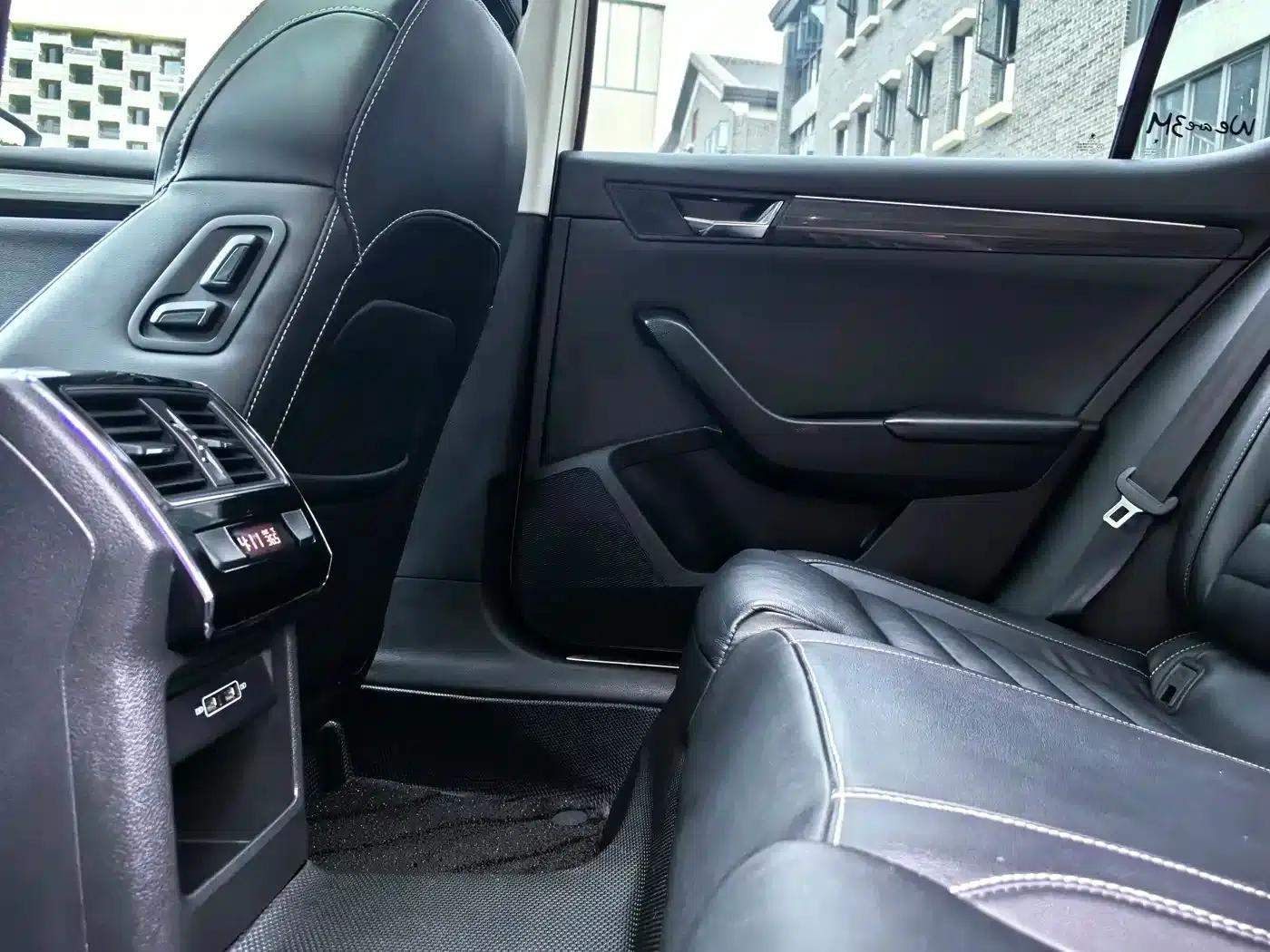 Superb 2018 TSI330 DSG Luxury Edition (National V Emission Standard) — миниатюра 28