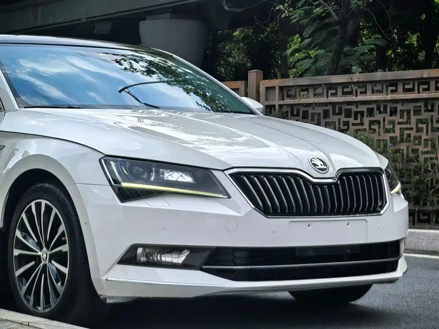 Superb 2018 TSI330 DSG Luxury Edition (National V Emission Standard) — миниатюра 4