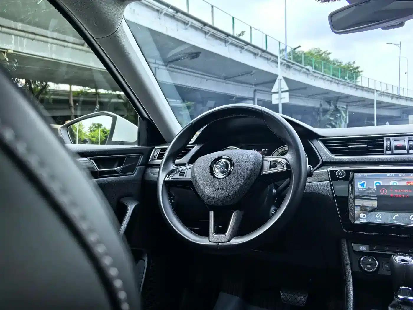 Superb 2018 TSI330 DSG Luxury Edition (National V Emission Standard) — миниатюра 32