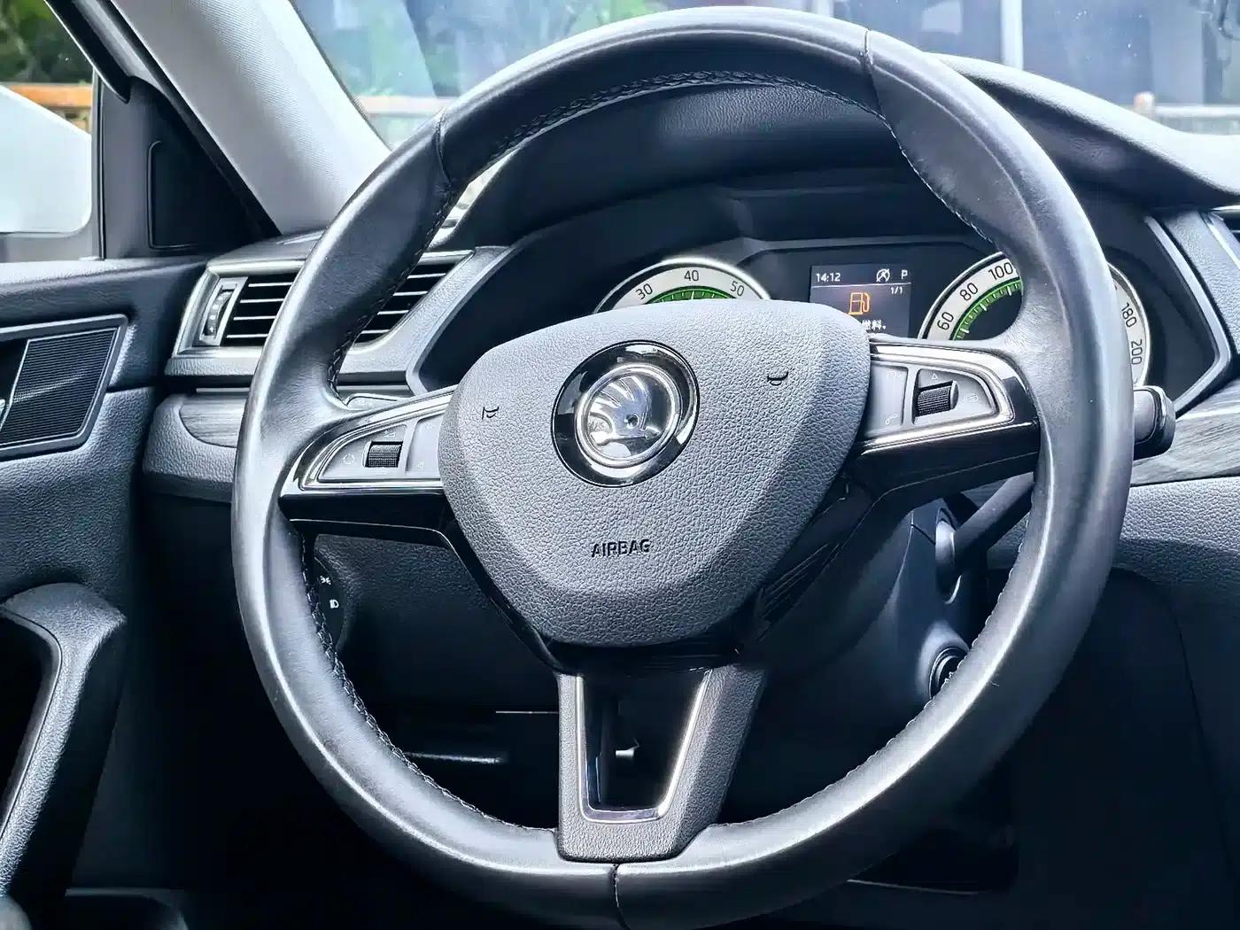 Superb 2018 TSI330 DSG Luxury Edition (National V Emission Standard) — миниатюра 35