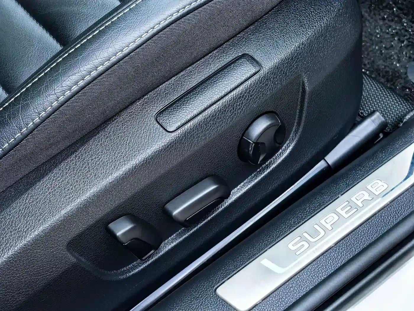 Superb 2018 TSI330 DSG Luxury Edition (National V Emission Standard) — миниатюра 36