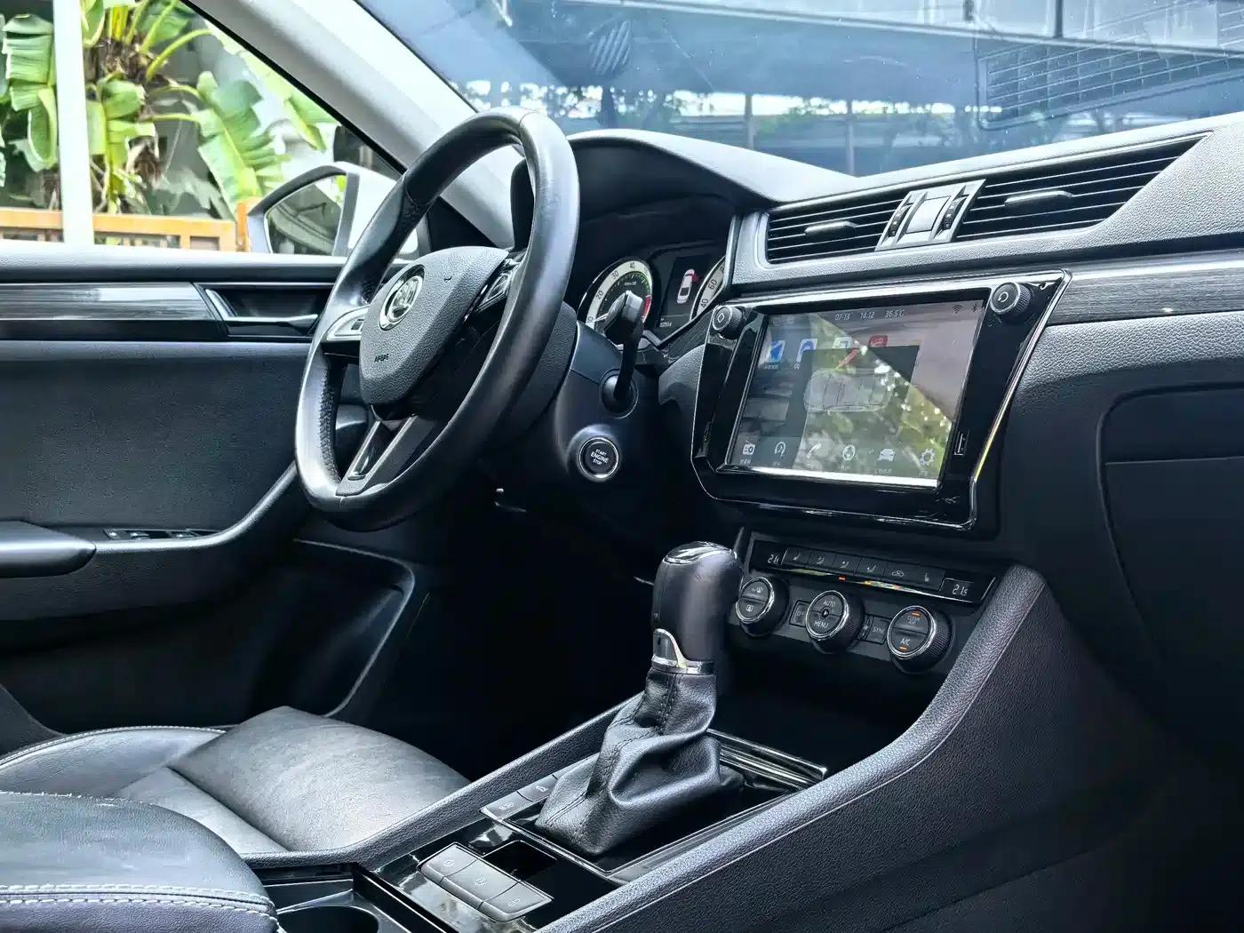 Superb 2018 TSI330 DSG Luxury Edition (National V Emission Standard) — миниатюра 37