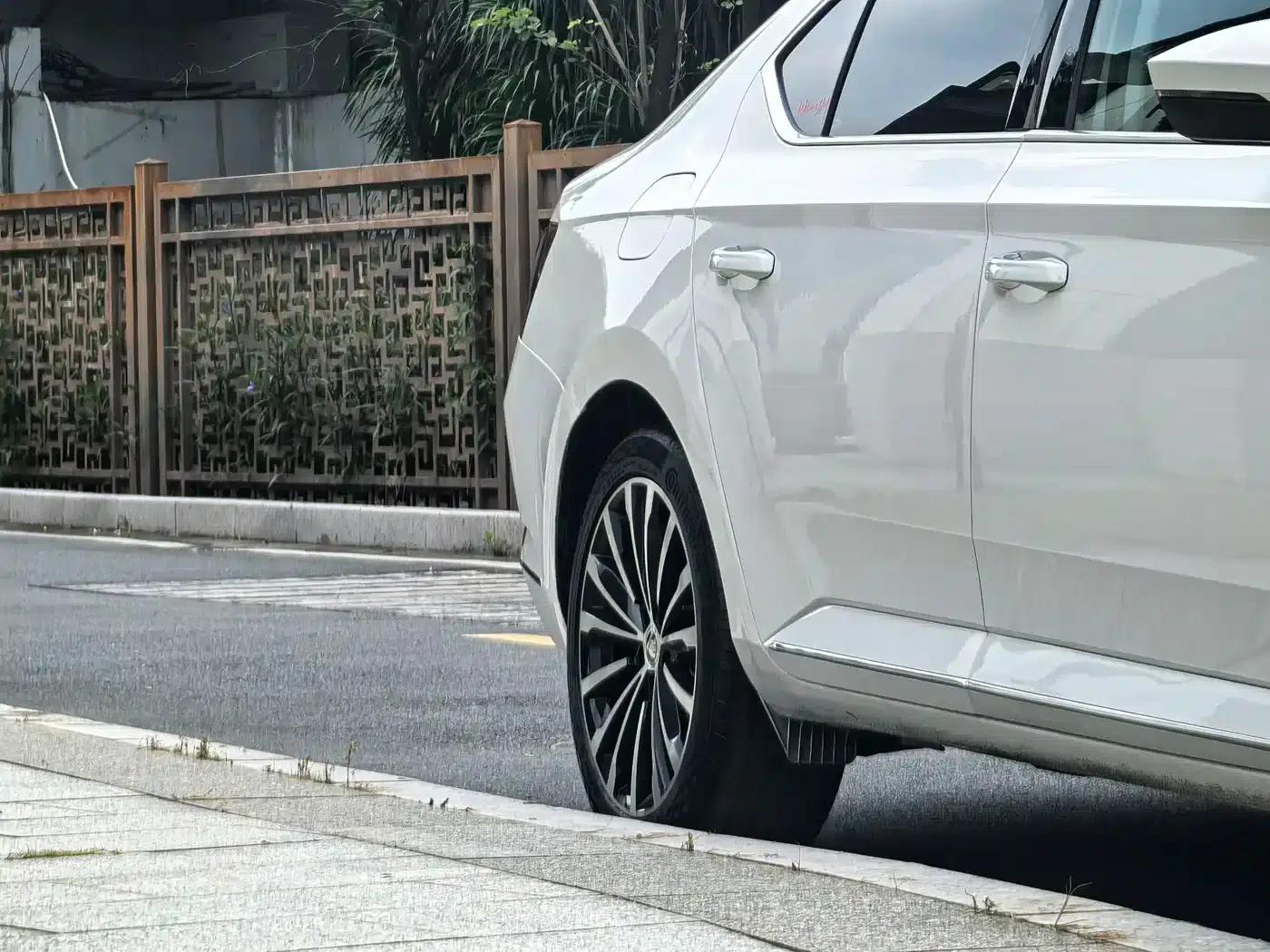 Superb 2018 TSI330 DSG Luxury Edition (National V Emission Standard) — миниатюра 7