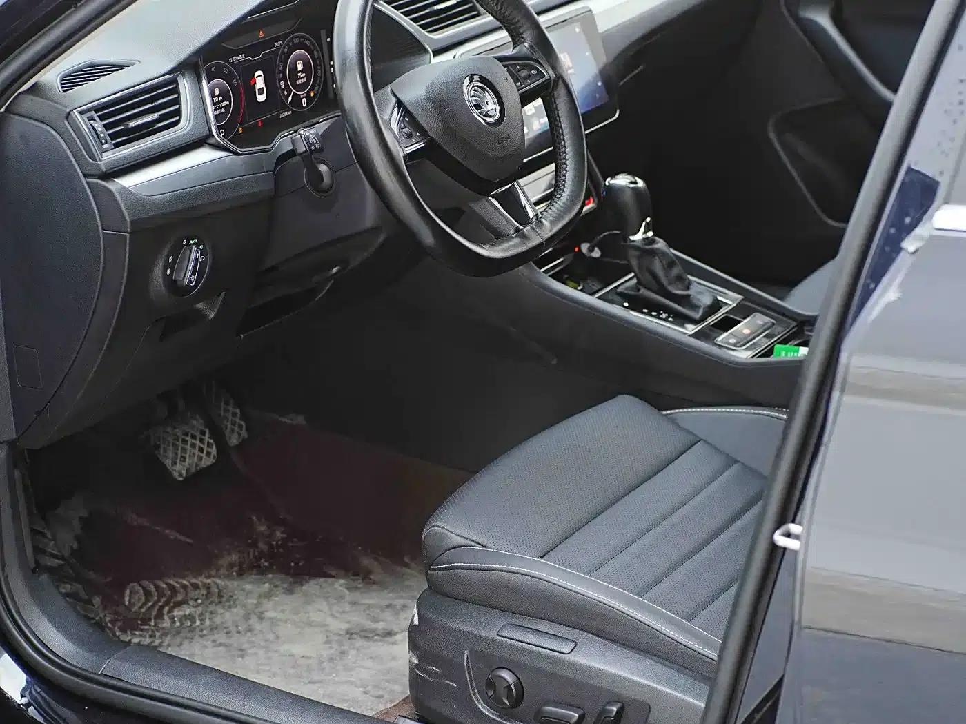 Superb 2023 Facelift TSI280 DSG Premium Edition — миниатюра 12