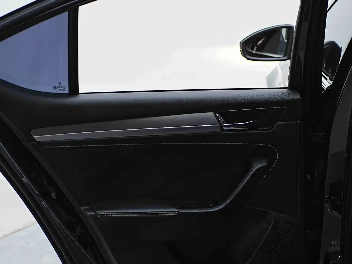 Superb 2023 Facelift TSI280 DSG Premium Edition — миниатюра 13