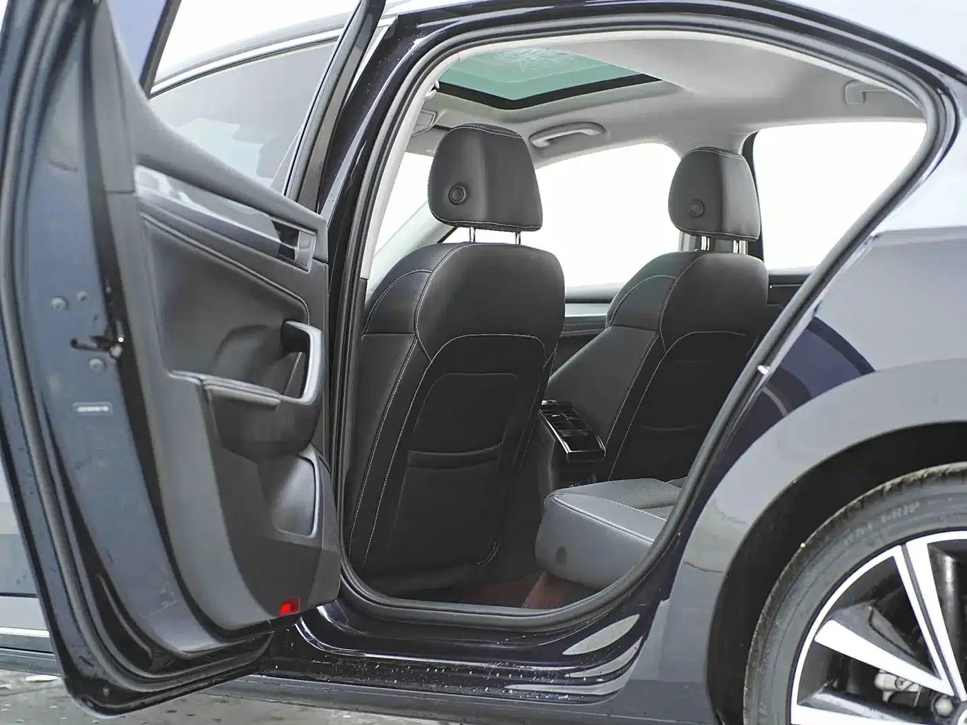 Superb 2023 Facelift TSI280 DSG Premium Edition — миниатюра 14