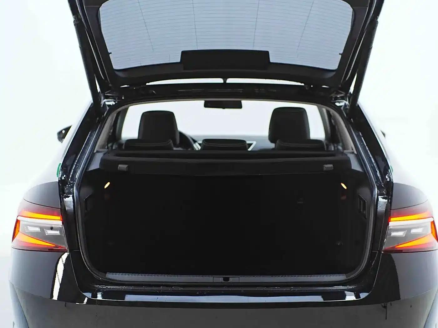 Superb 2023 Facelift TSI280 DSG Premium Edition — миниатюра 17
