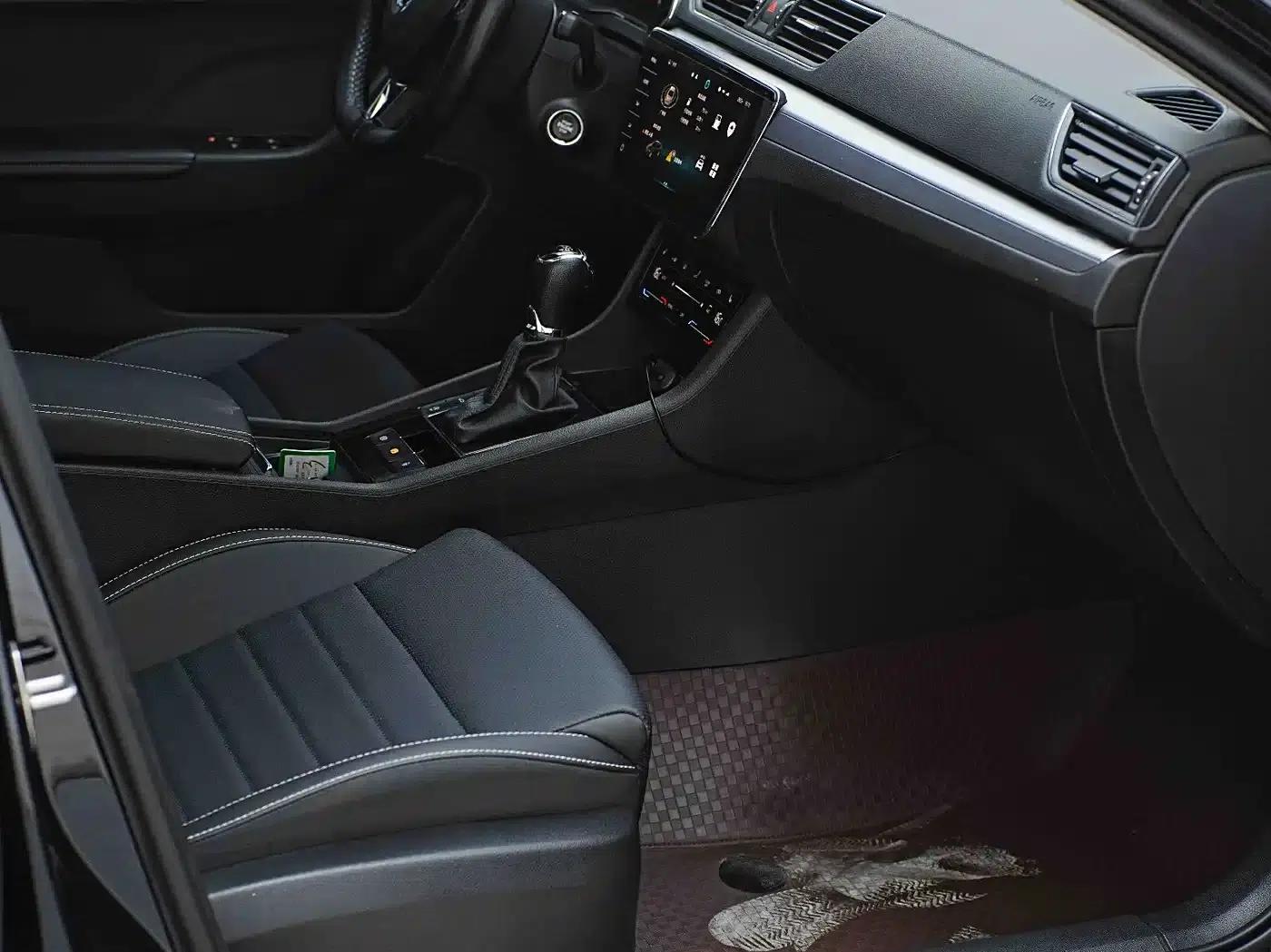 Superb 2023 Facelift TSI280 DSG Premium Edition — миниатюра 18