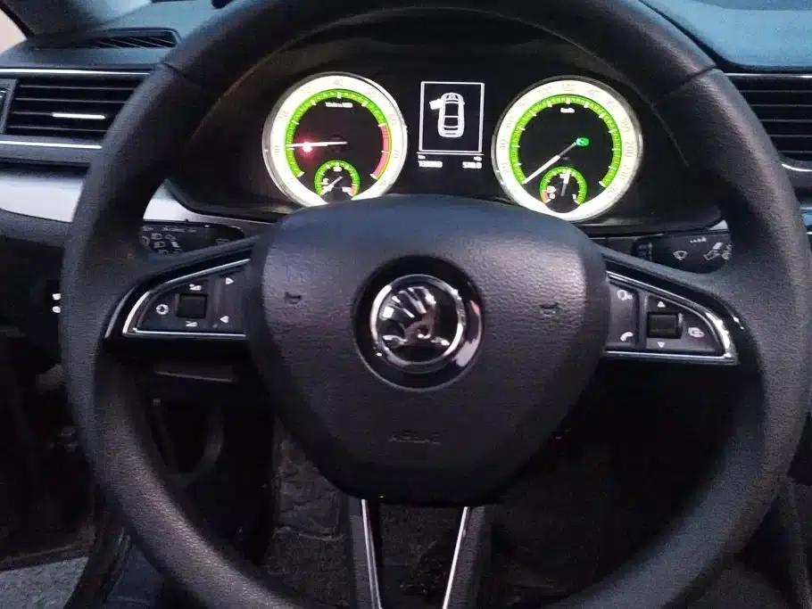 Superb 2018 TSI330 DSG Comfort Edition (National V Emission Standard) — миниатюра 15