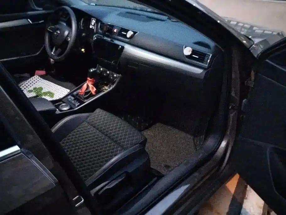 Superb 2018 TSI330 DSG Comfort Edition (National V Emission Standard) — миниатюра 8