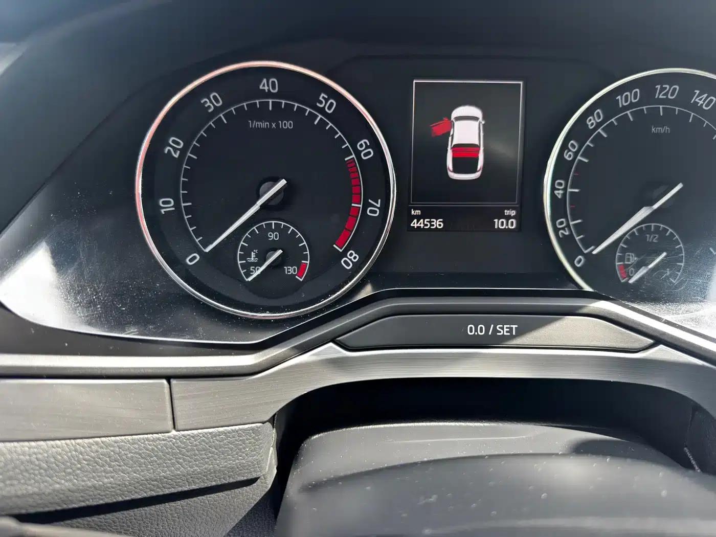 Superb 2016 TSI330 DSG Smart Edition — миниатюра 8